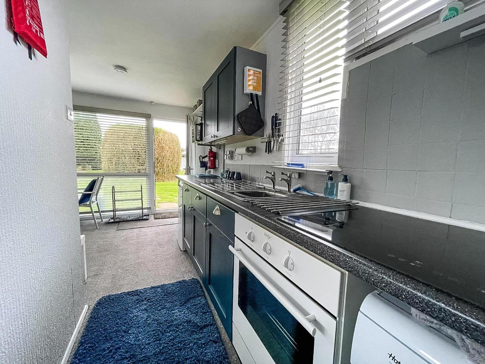 Lovely 4 Berth Chalet In The Coastal Village Of Heacham, Ref 92018Cs Exterior photo